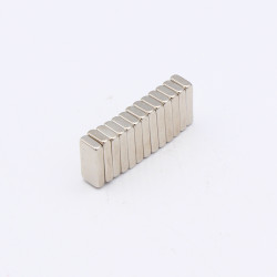 Aimant Néodyme Rectangle N35 10x5x2mm